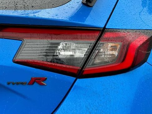Used 2025 Honda Civic Type R image 9