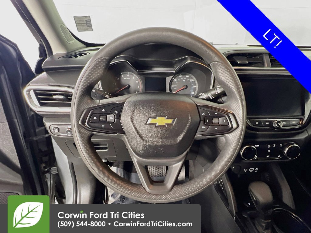 Used 2023 Chevrolet TrailBlazer LT w/ Convenience Package FWD image 8