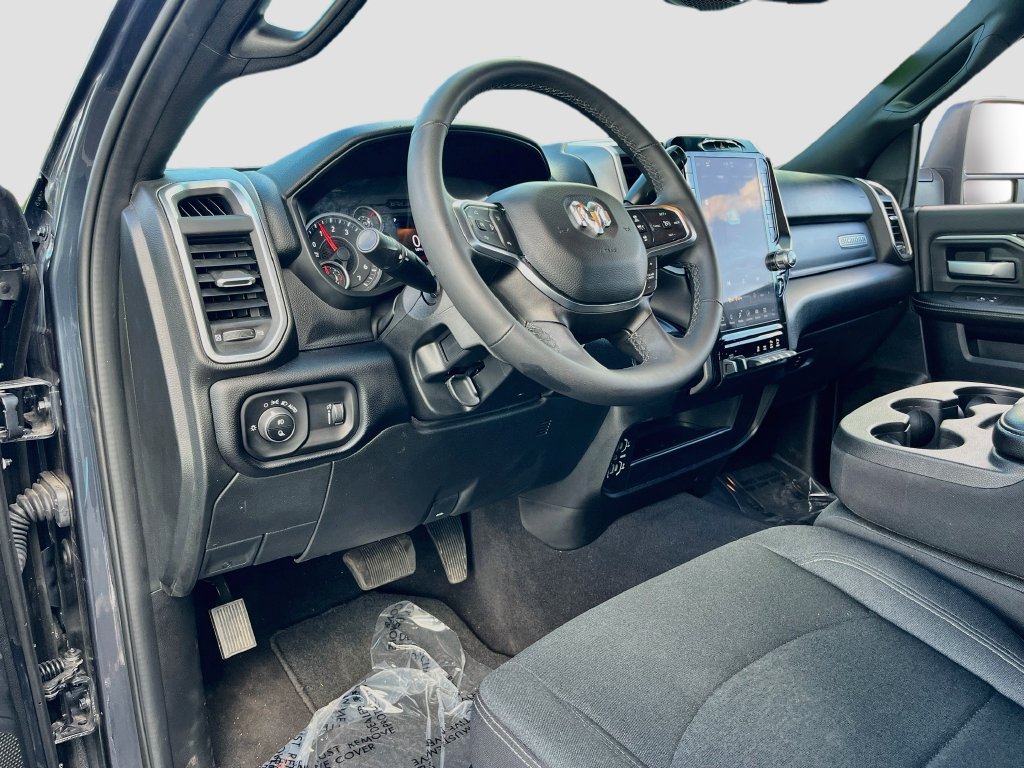Used 2026 RAM 2500 Big Horn AWD/4WD image 9
