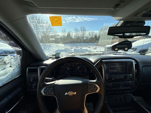 Used 2018 Chevrolet Silverado 1500 LTZ w/ Sport Package image 17