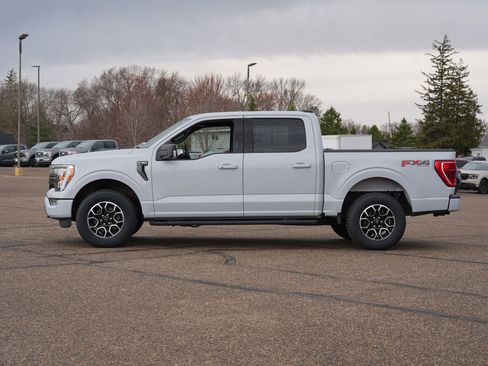 Used 2022 Ford F150 XLT w/ Equipment Group 302A High AWD/4WD image 7