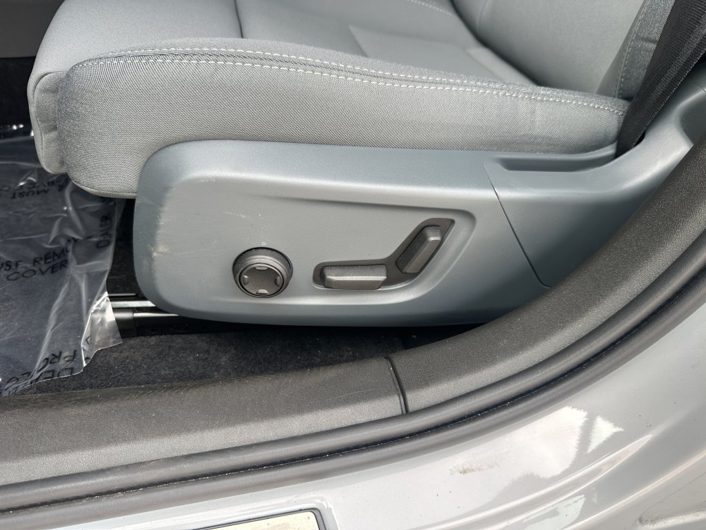 Used 2024 Polestar Polestar 2 w/ Pilot Pack RWD image 31