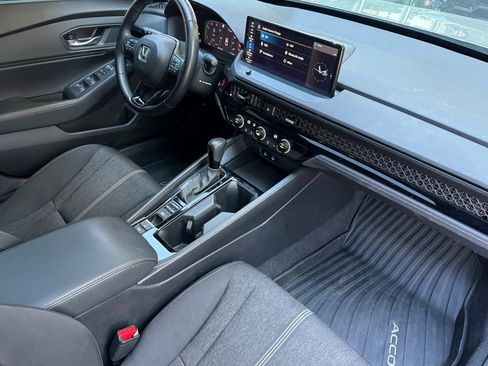 Used 2024 Honda Accord Sport image 17