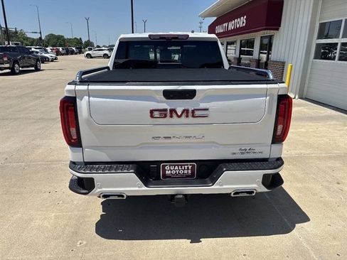 Used 2022 GMC Sierra 1500 Denali w/ Denali Reserve Package AWD/4WD image 12