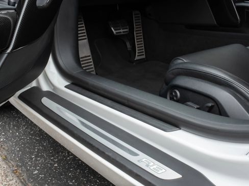 Used 2012 Audi R8 V8 AWD/4WD image 21