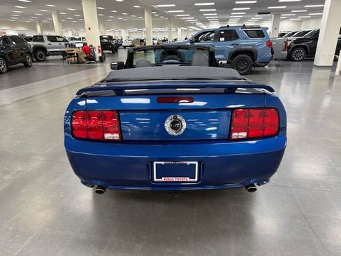 Used 2009 Ford Mustang GT RWD image 31