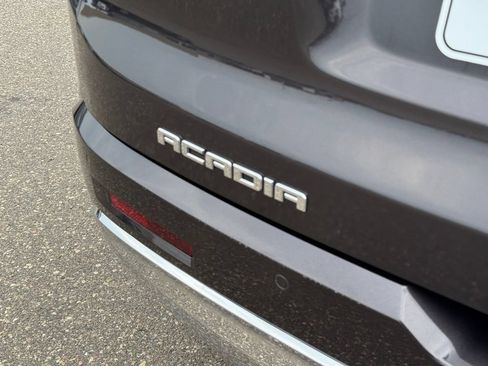 Used 2017 GMC Acadia Denali w/ Technology Package AWD/4WD image 40