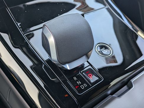 New 2026 Land Rover Range Rover Sport Dynamic SE image 16