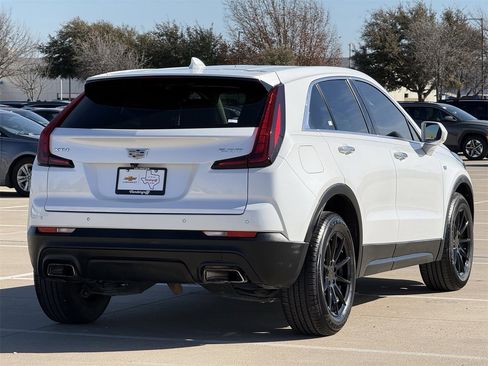 Used 2019 Cadillac XT4 Luxury image 4