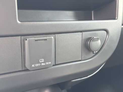New 2025 GMC Savana 2500 w/ Driver Convenience Package image 31