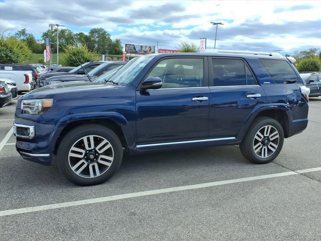 Used 2016 Toyota 4Runner Limited AWD/4WD image 7