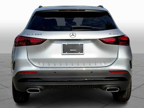 Certified 2026 Mercedes-Benz GLA 250 4MATIC image 4