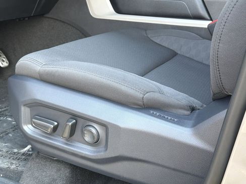 New 2026 Toyota Tundra SR5 AWD/4WD image 10