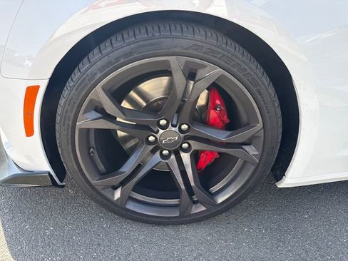 Used 2020 Chevrolet Camaro SS image 22