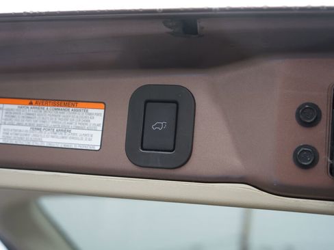 Used 2019 Toyota Sienna XLE AWD/4WD image 11