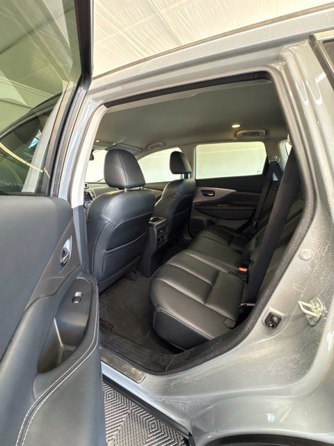 Certified 2024 Nissan Murano SV w/ SV Midnight Edition Package FWD image 19