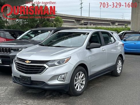 Used 2021 Chevrolet Equinox LS FWD image 1