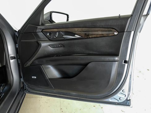 Used 2018 Cadillac CT6 Luxury image 45