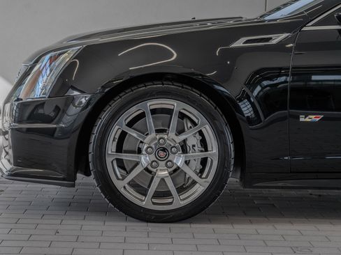 Used 2011 Cadillac CTS V w/ Wood Trim Package image 4
