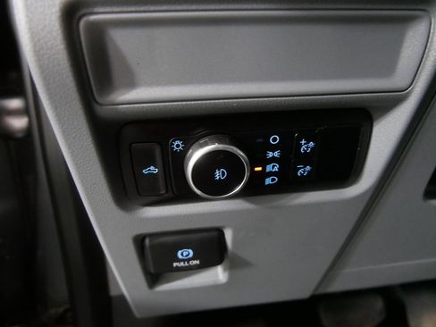 Used 2023 Ford F150 XLT AWD/4WD image 15