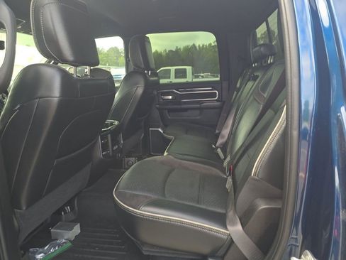 Used 2022 RAM 3500 Laramie AWD/4WD image 9