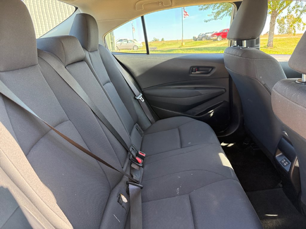 Used 2024 Toyota Corolla LE FWD image 37
