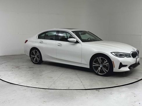 Used 2020 BMW 330i xDrive Sedan w/ Convenience Package AWD/4WD image 8