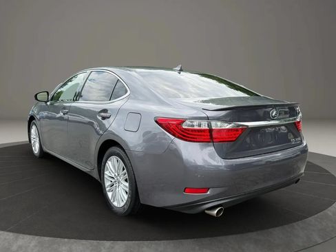 Used 2013 Lexus ES 350 w/ Luxury Pkg FWD image 7