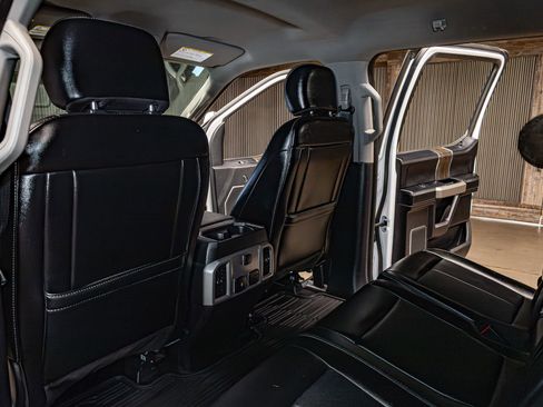 Used 2021 Ford F450 Lariat w/ Lariat Ultimate Package image 23