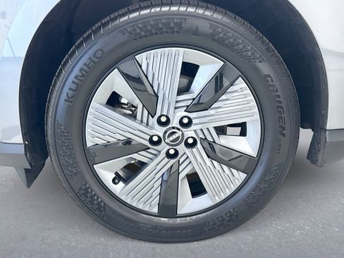 Used 2025 Nissan Murano SL AWD/4WD image 28