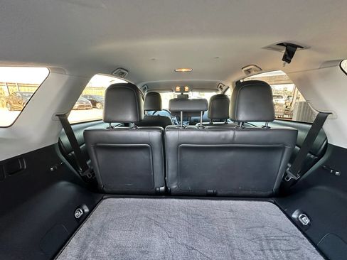 Used 2015 Toyota Prius V Four FWD image 10
