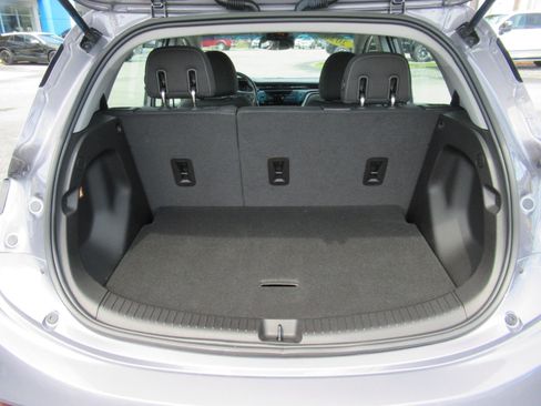 Used 2023 Chevrolet Bolt LT FWD image 33