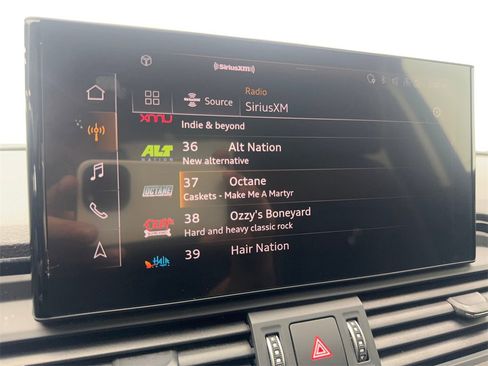 Used 2022 Audi Q5 2.0T Premium w/ Convenience Package image 64