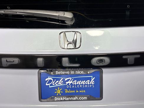 Certified 2025 Honda Pilot Black Edition image 26