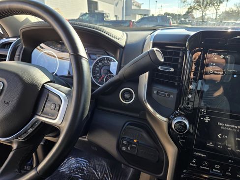 Used 2023 RAM 2500 Laramie image 19