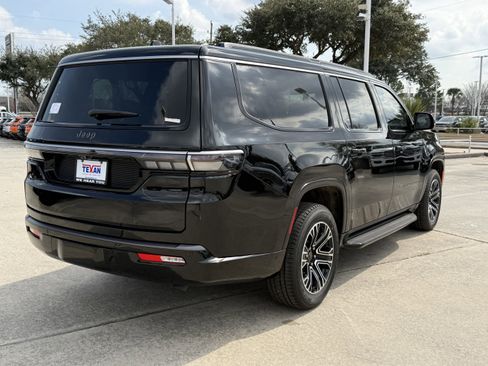 New 2026 Jeep Grand Wagoneer L 2WD w/ Premium Group I image 5