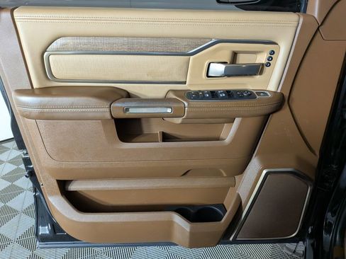 Used 2022 RAM 2500 Limited image 15