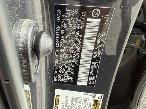 Used 2024 Lexus UX 250h F Sport AWD/4WD image 30