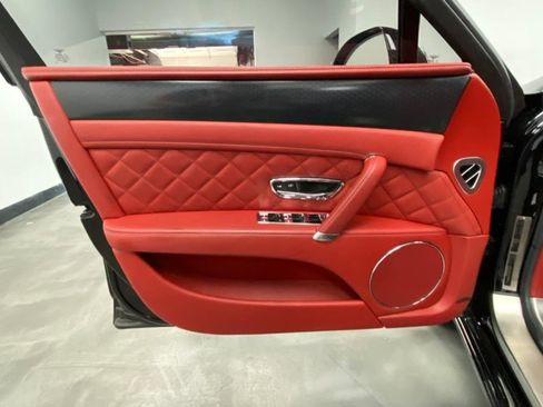 Used 2018 Bentley Flying Spur S W12 image 44