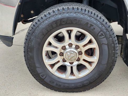 Used 2018 RAM 2500 SLT image 9