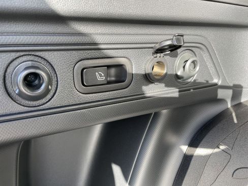 Used 2024 Subaru Forester Wilderness w/ Convenience Package image 40