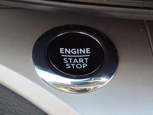 Used 2023 Ford Explorer XLT w/ Class IV Trailer Tow Package image 20