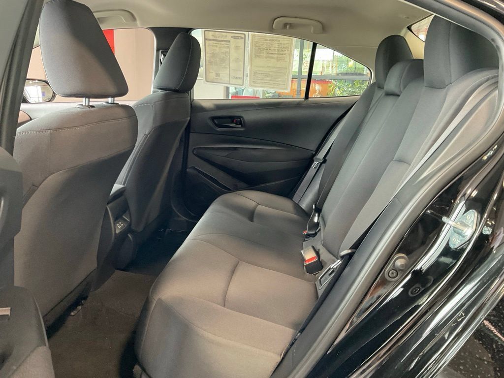 Certified 2025 Toyota Corolla LE FWD image 19