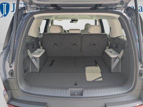 New 2027 Hyundai Santa Fe SEL FWD image 10