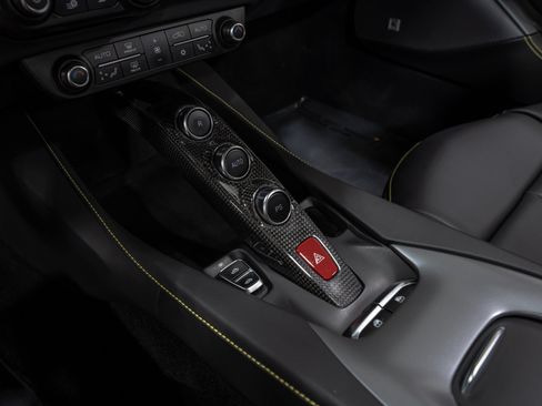 Used 2023 Ferrari Portofino M RWD image 65