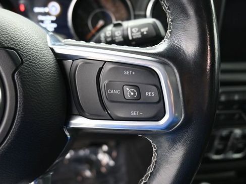 Used 2021 Jeep Wrangler Unlimited Sahara w/ Uconnect 4C Nav & Sound Group AWD/4WD image 21