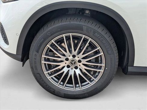 New 2026 Mercedes-Benz GLC 300 image 9