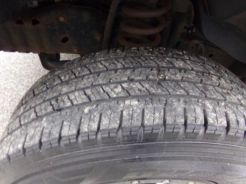 Used 2011 Ford E-350 and Econoline 350 Extended Super Duty w/ Commercial Cargo Van Pkg image 16