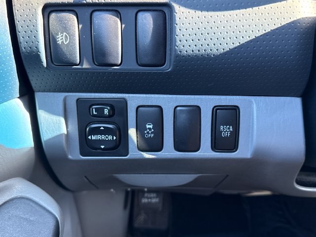 Used 2015 Toyota Tacoma 4x4 Double Cab w/ SR5 Package image 37