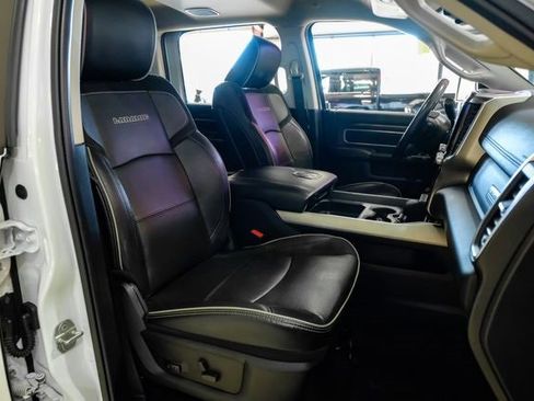 Used 2024 RAM 3500 Laramie w/ Towing Technology Group image 34